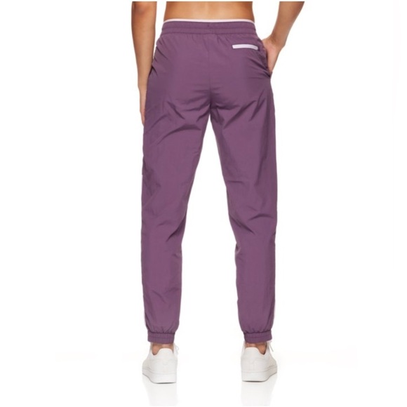 Reebok Track Pants Women's Size Medium Violet Lilac Purple Nylon Focus Woven - Picture 9 of 12